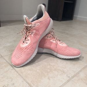 Adidas Alphabounce in Icy Pink